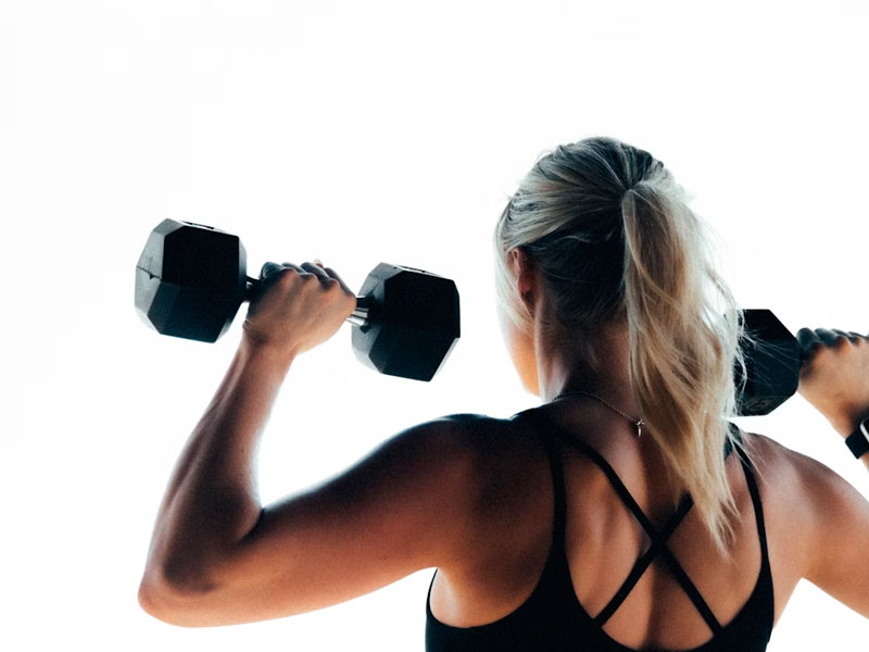 Entrenamiento de fuerza durante la menopausia - The Menopause Feel