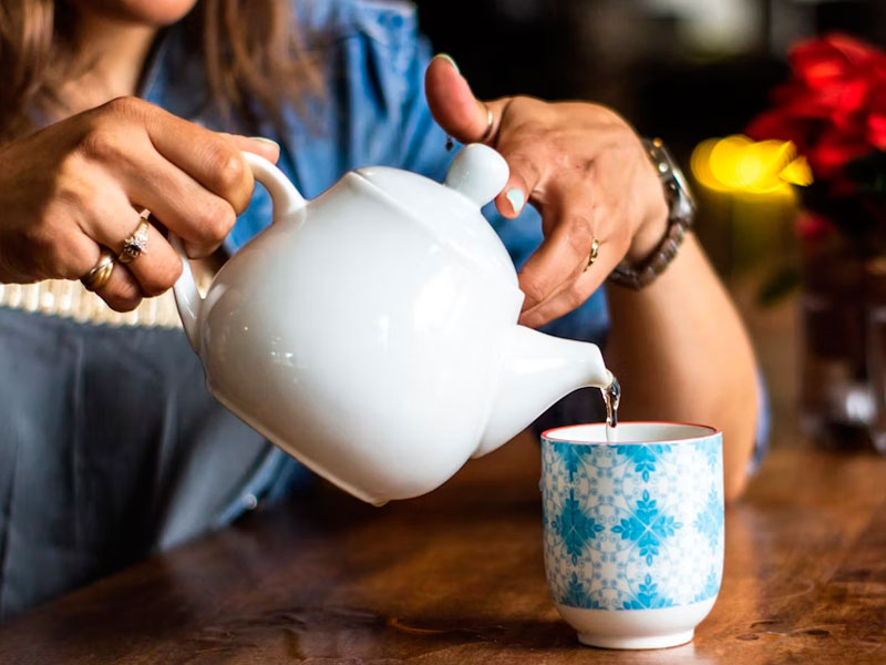 Infusiones beneficiosas durante la menopausia - The Menopause Feel